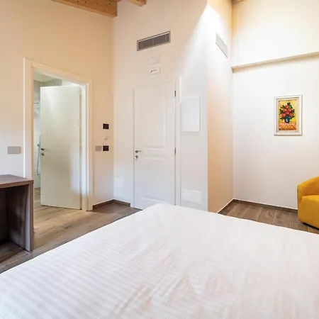 Veronesi Inn *