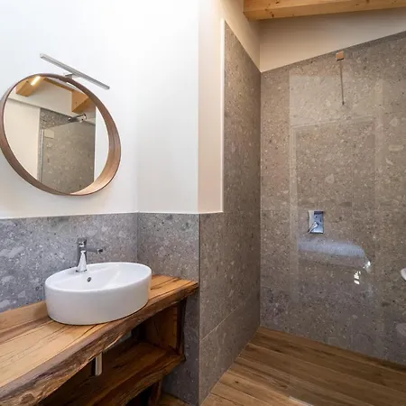 Veronesi Inn *